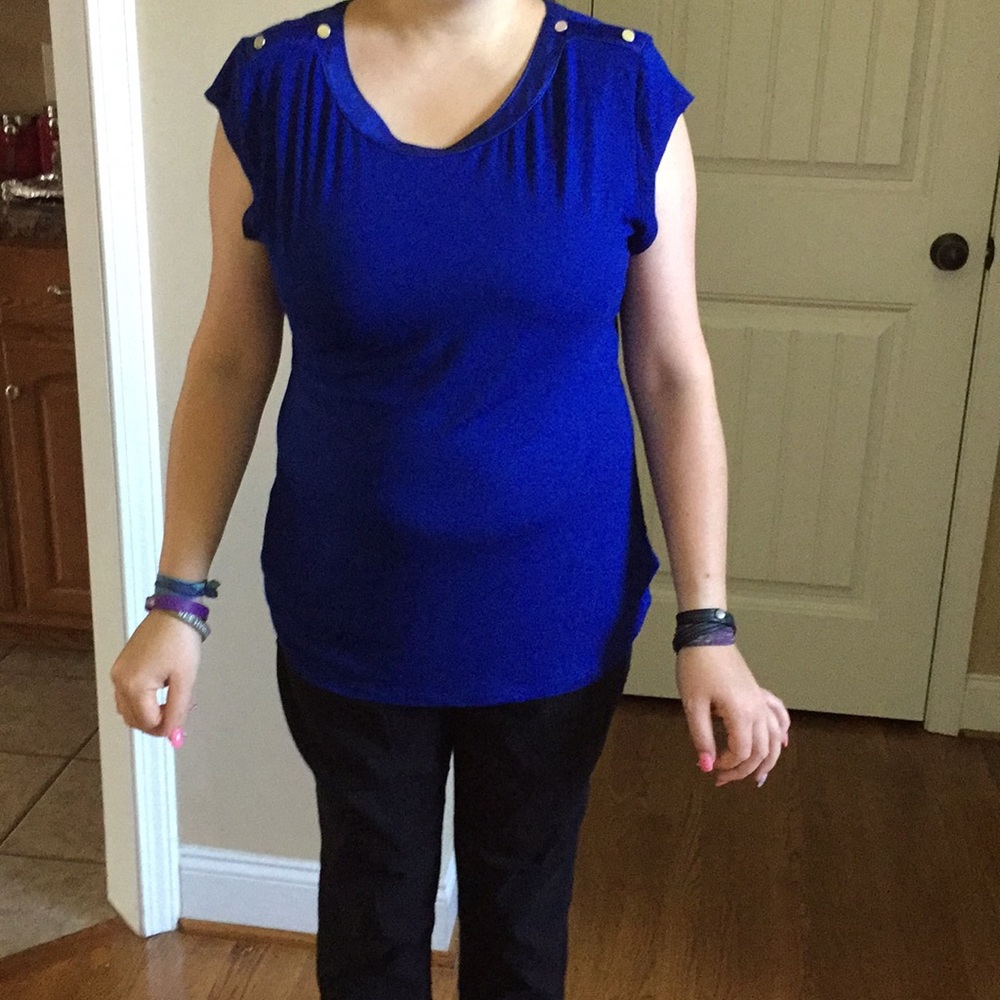 Blue short sleeve shirt